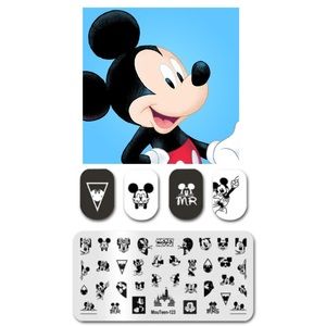 $5 MOUSE NAIL STAMPING PLATE. STAINLESS STEEL WITH PLASTIC BASE. NEW. $5 IF BUND